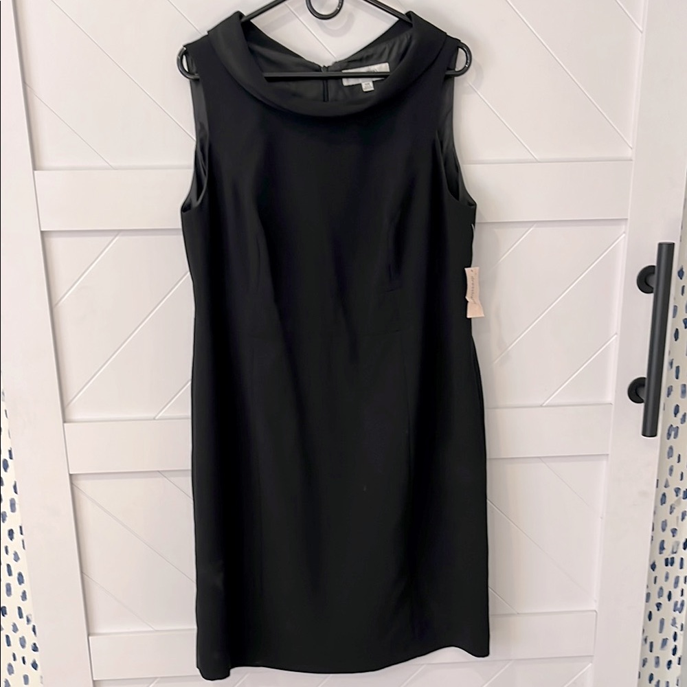 Dressbarn Black Sleeveless Sheath Mini Dress